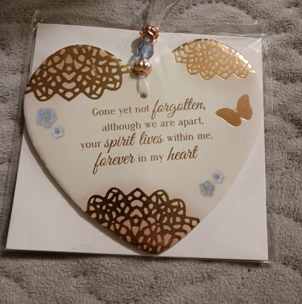 NWT! "In Loving Memory" Ornament (St Judes)